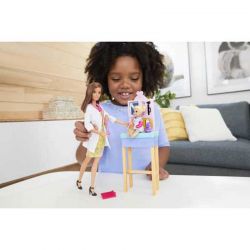 Barbie Barnläkare med barn och skötbord
