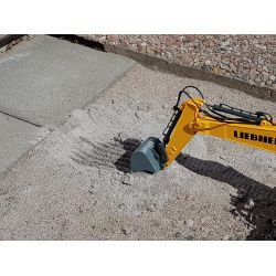 Radiostyrd Liebherr grävmaskin R936 med rivningsset Jamara 1:20