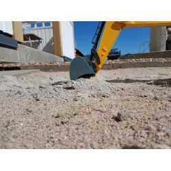 Radiostyrd Liebherr grävmaskin R936 med rivningsset Jamara 1:20