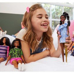 Barbie Fashionistas Docka 146