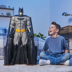 Batman Batcave Transforming Playset i form av en stor figur